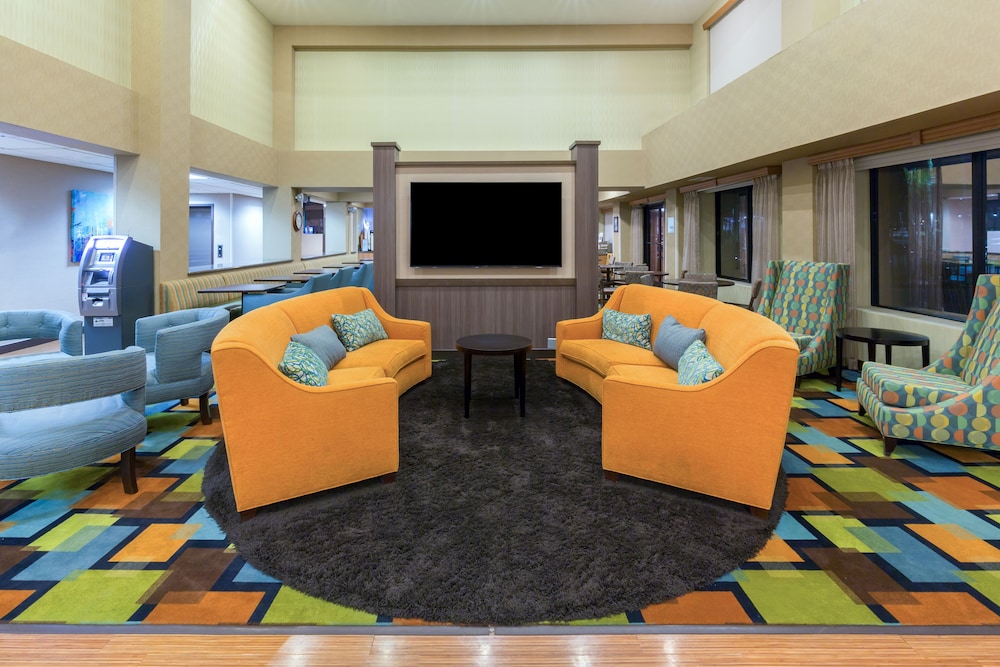 Holiday Inn Express Hotel & Suites Henderson 58/71