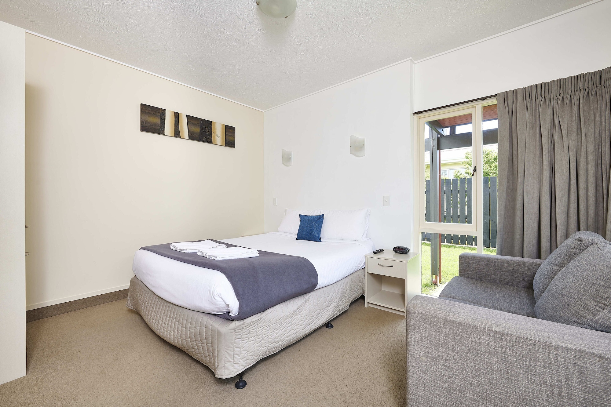 Room at Rolleston Motel, THAMES