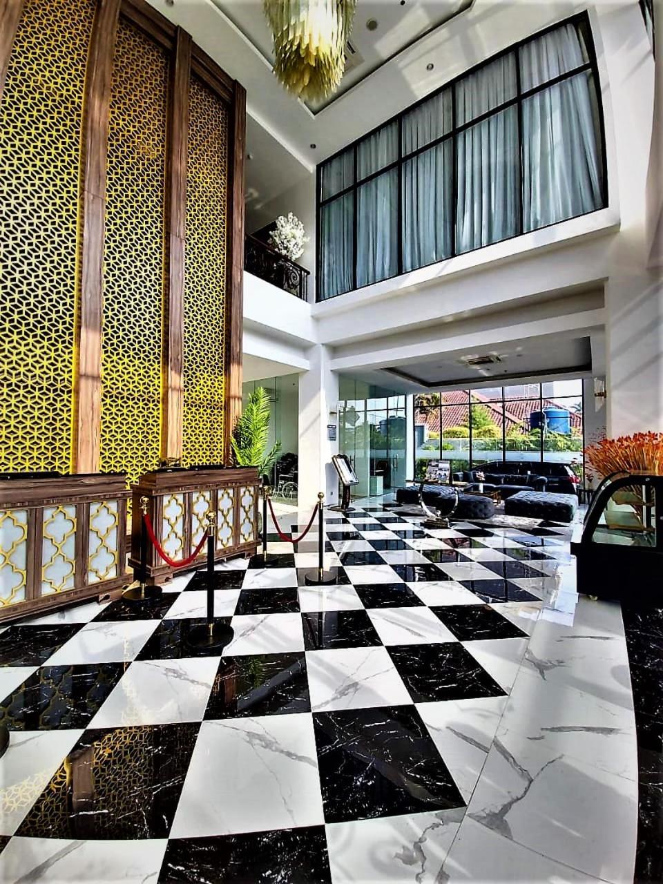 Savero Style Hotel Bogor 3/16