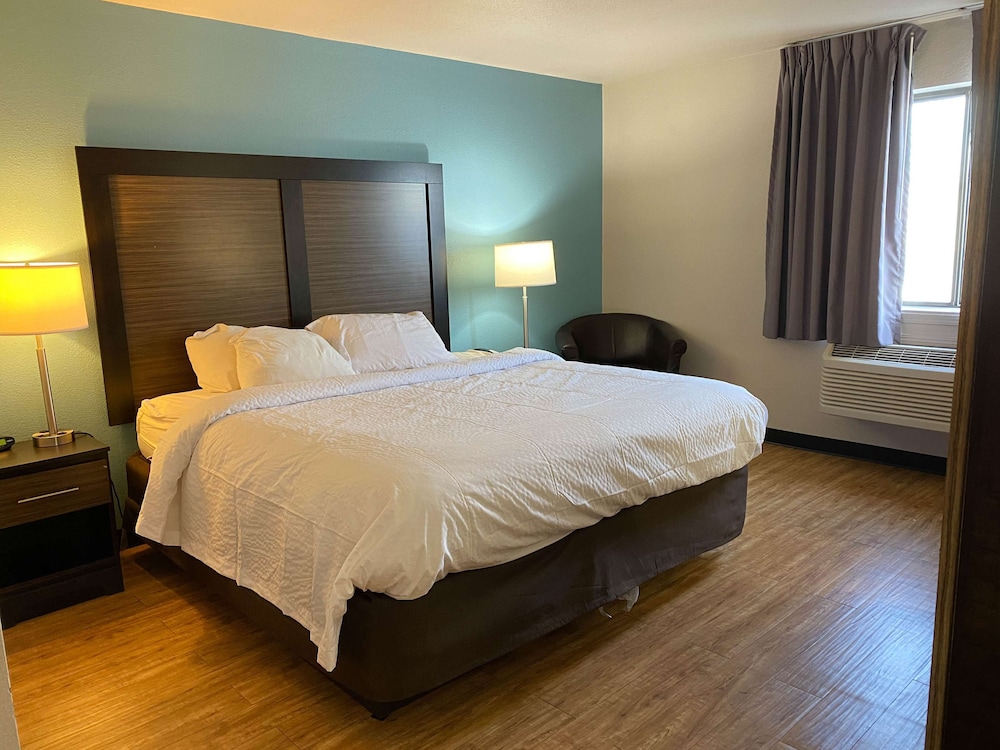 Motel6 Lancaster, PA 19/41