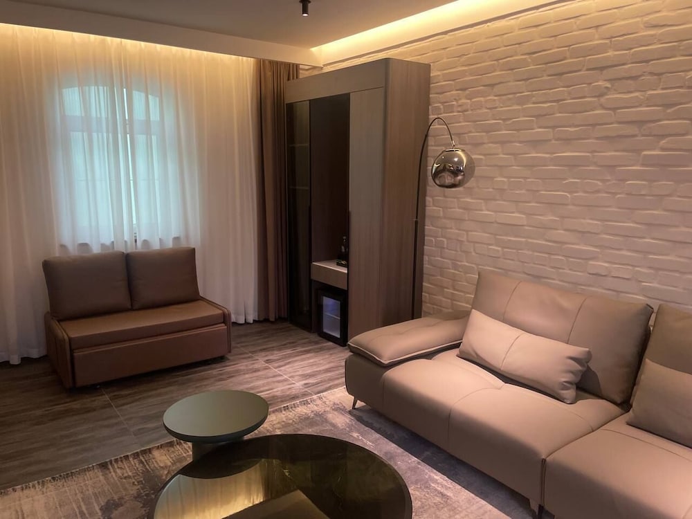 Hl 309 Hotel 35/55