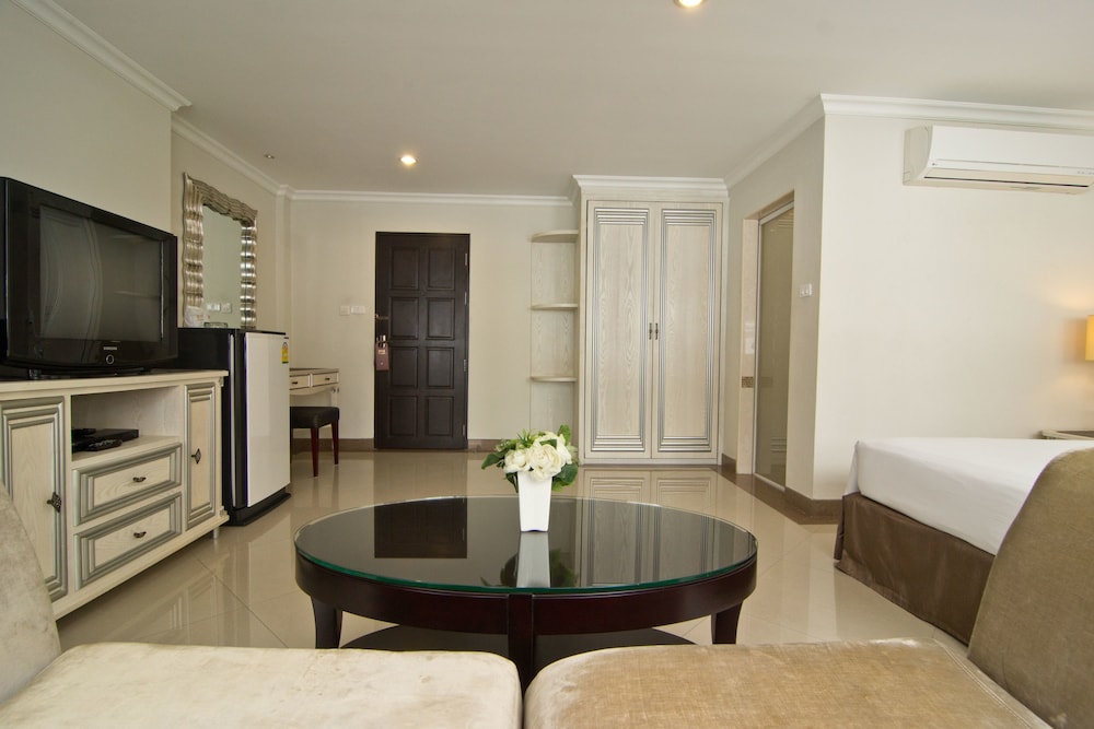 Lk Mansion 38/46