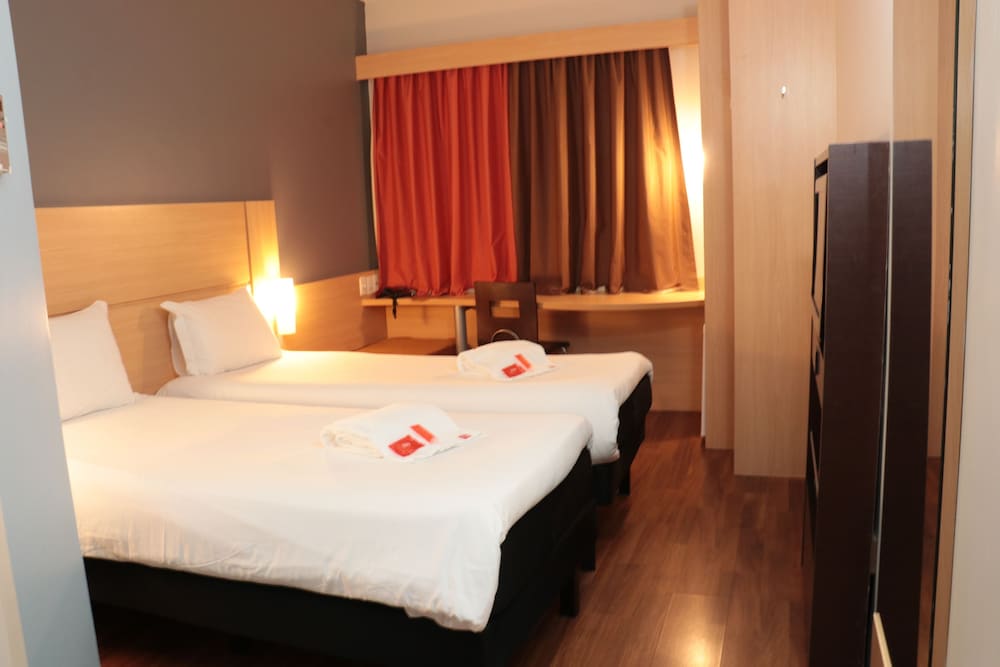 Ibis Passo Fundo Centro 6/49