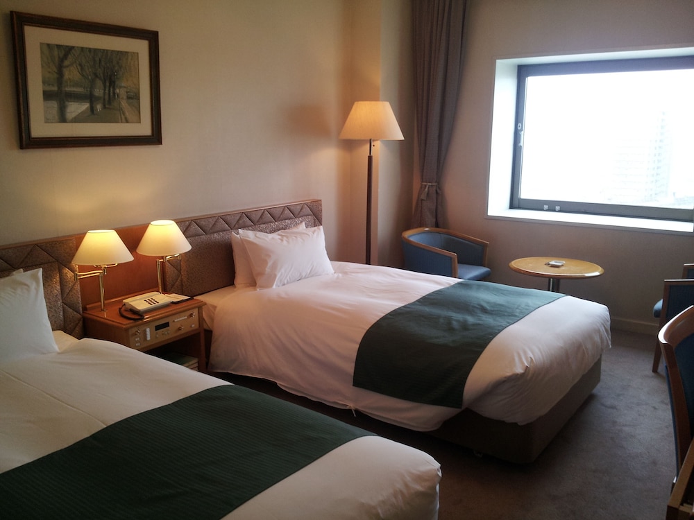 Standard, Triple, Twin Beds