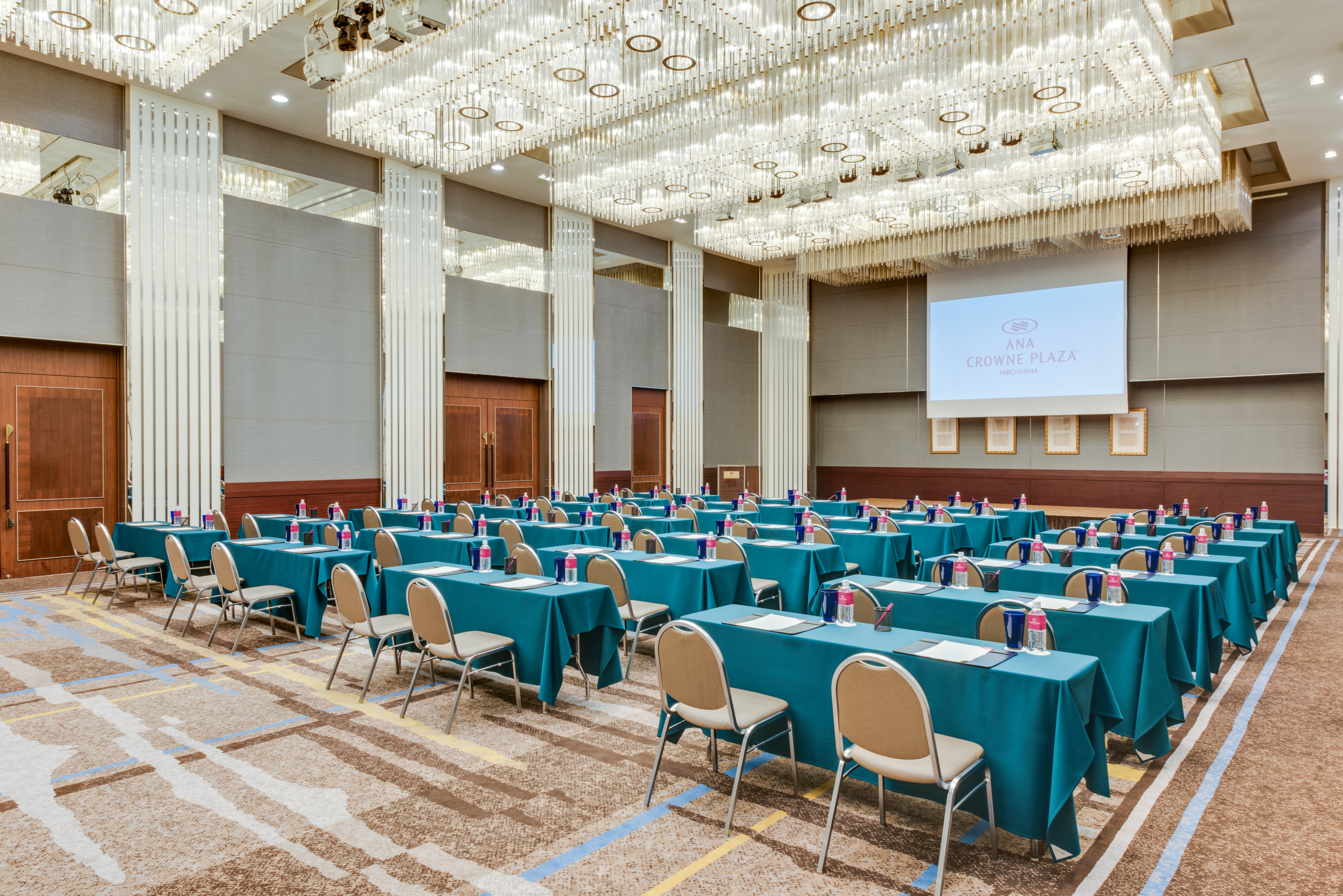 Ana Crowne Plaza Hotel Hiroshima 68/76