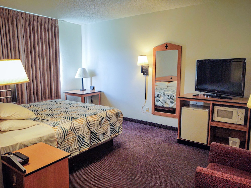 Americas Best Value Inn & Suites Stuart 12/39