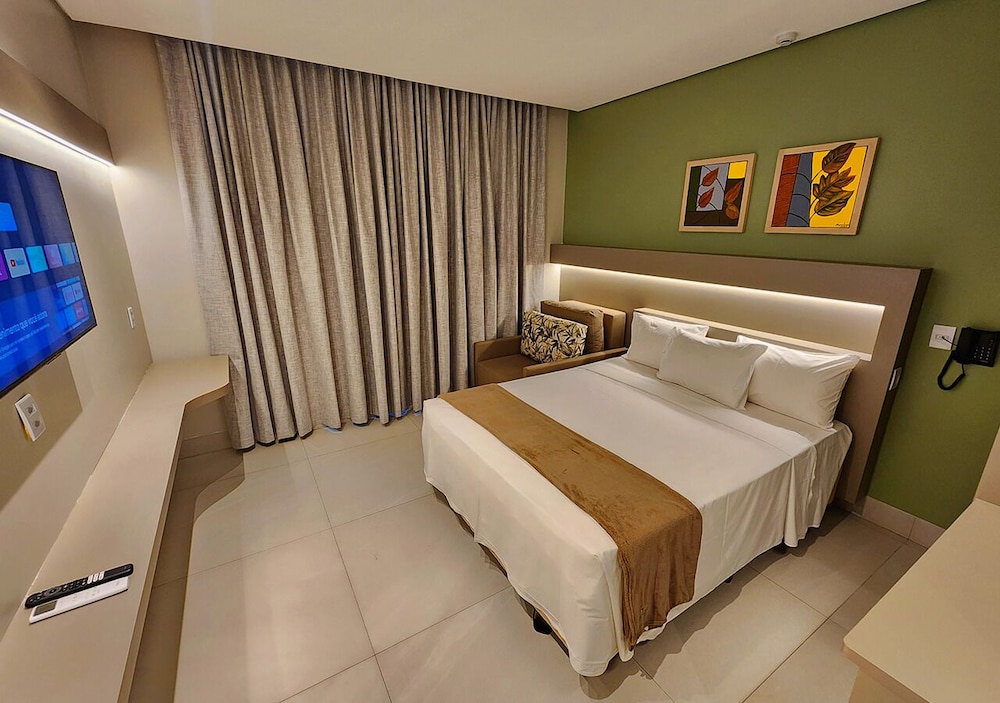 1 BEDROOM, LUXURY, TRIPLE