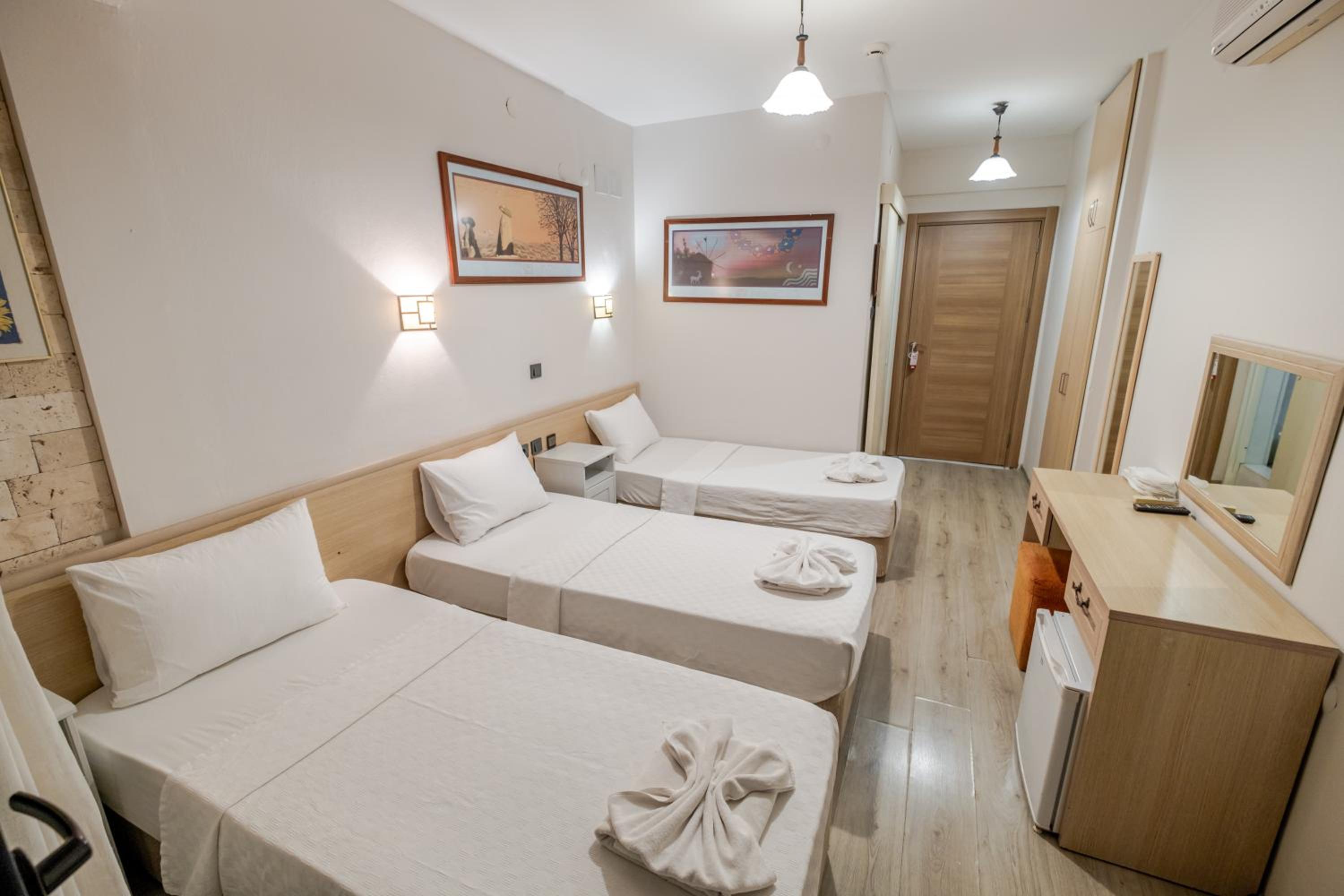 Bayram Hotel 12/50