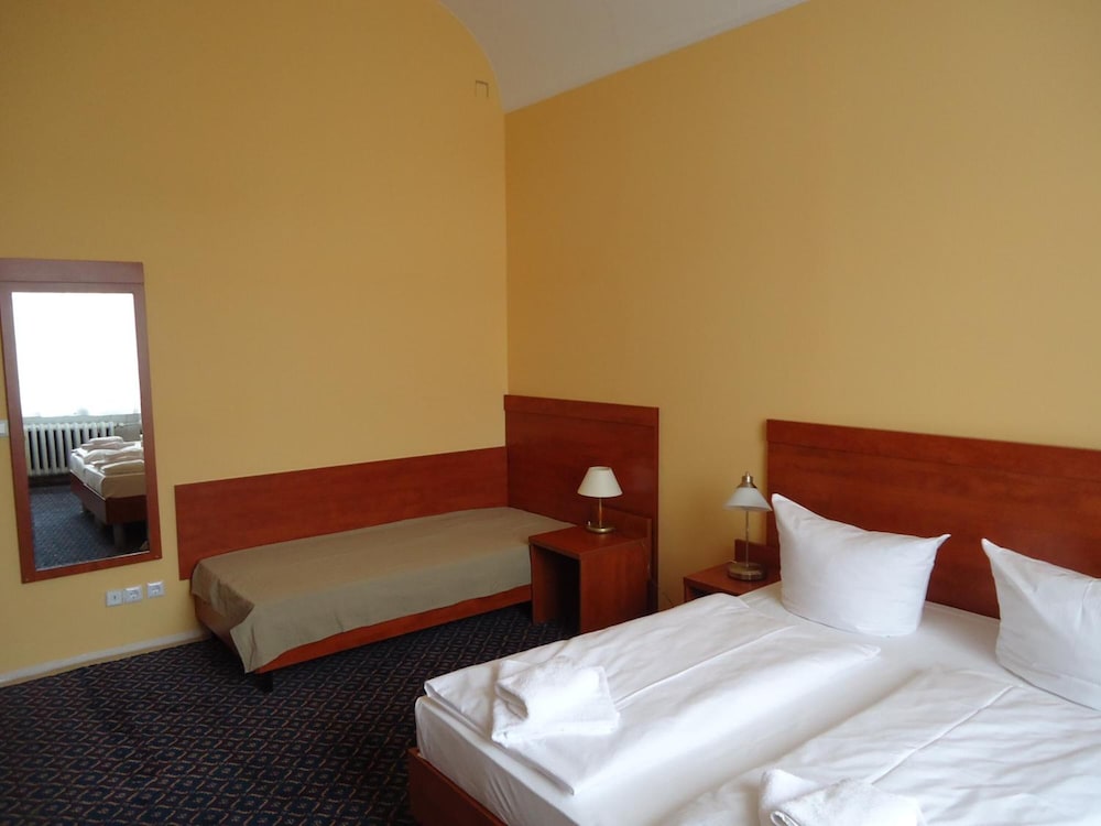 City Hotel Am Kurfuerstendamm 9/33