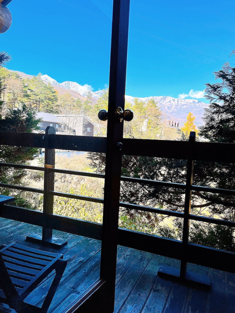Hakuba Pension Meteor 42/75