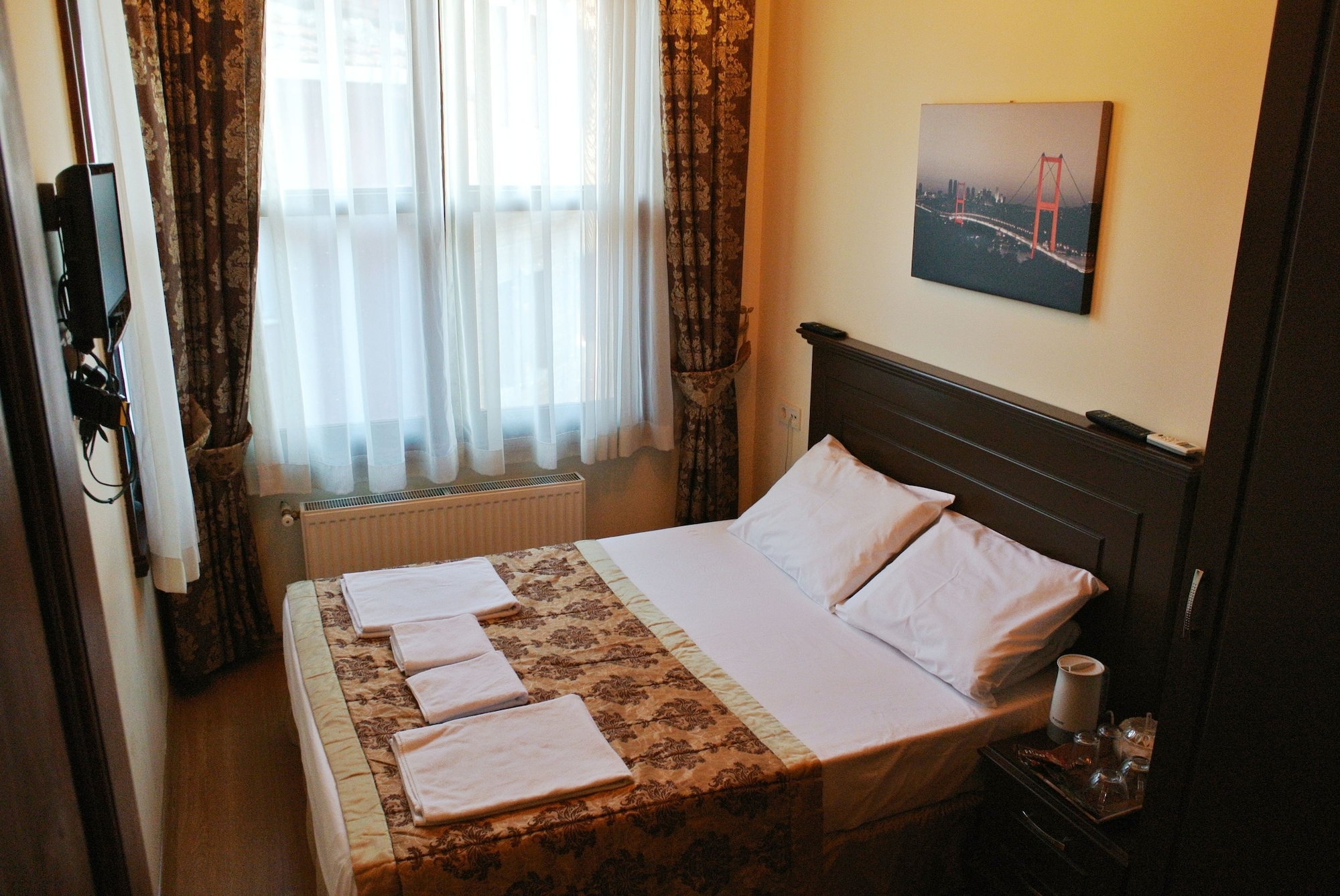 ECONOMY, SINGLE, 1 TWIN BED