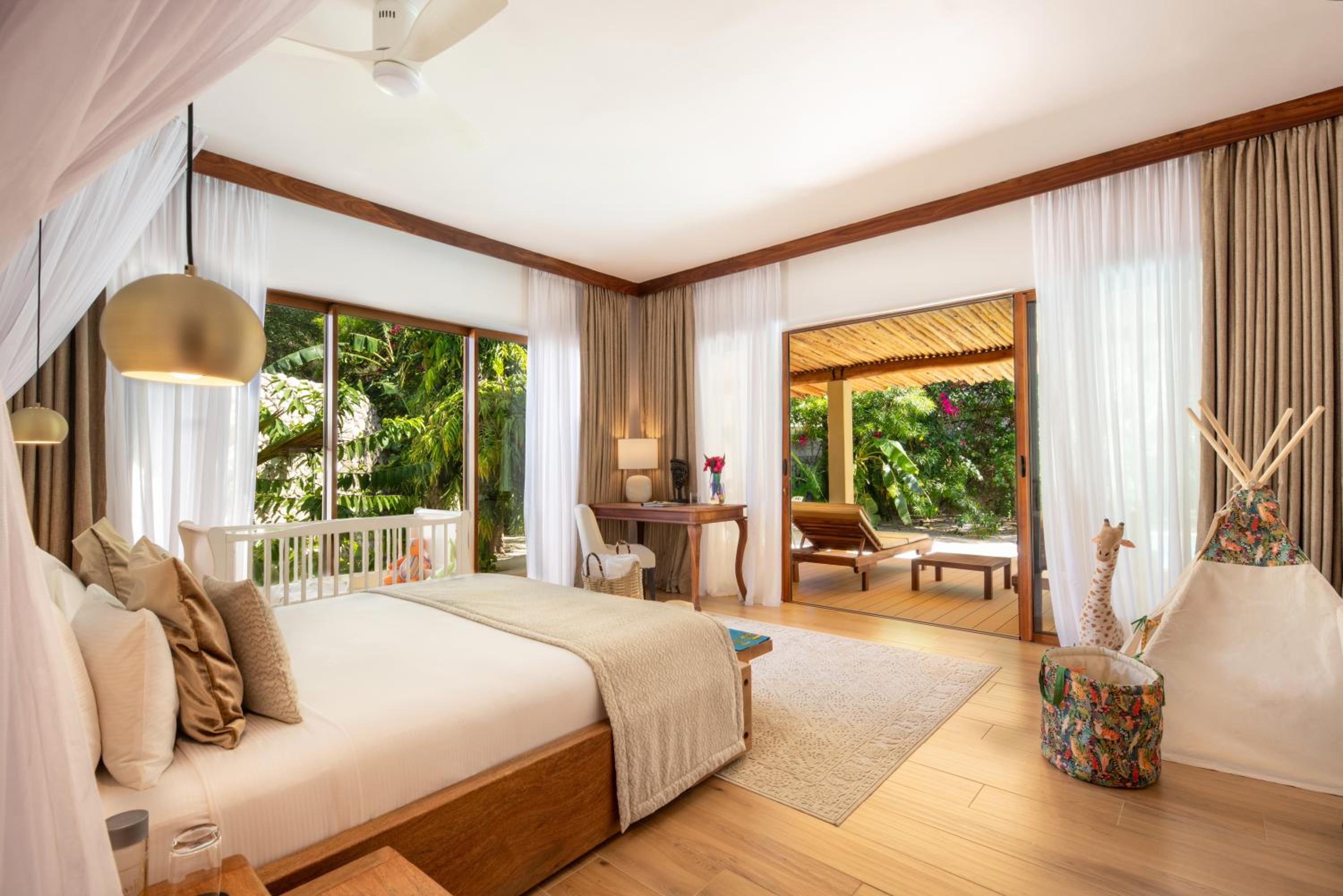 Villa, Beach Front