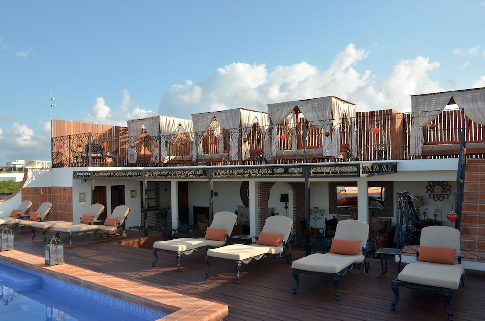 La Pasion Hotel Boutique 64/67