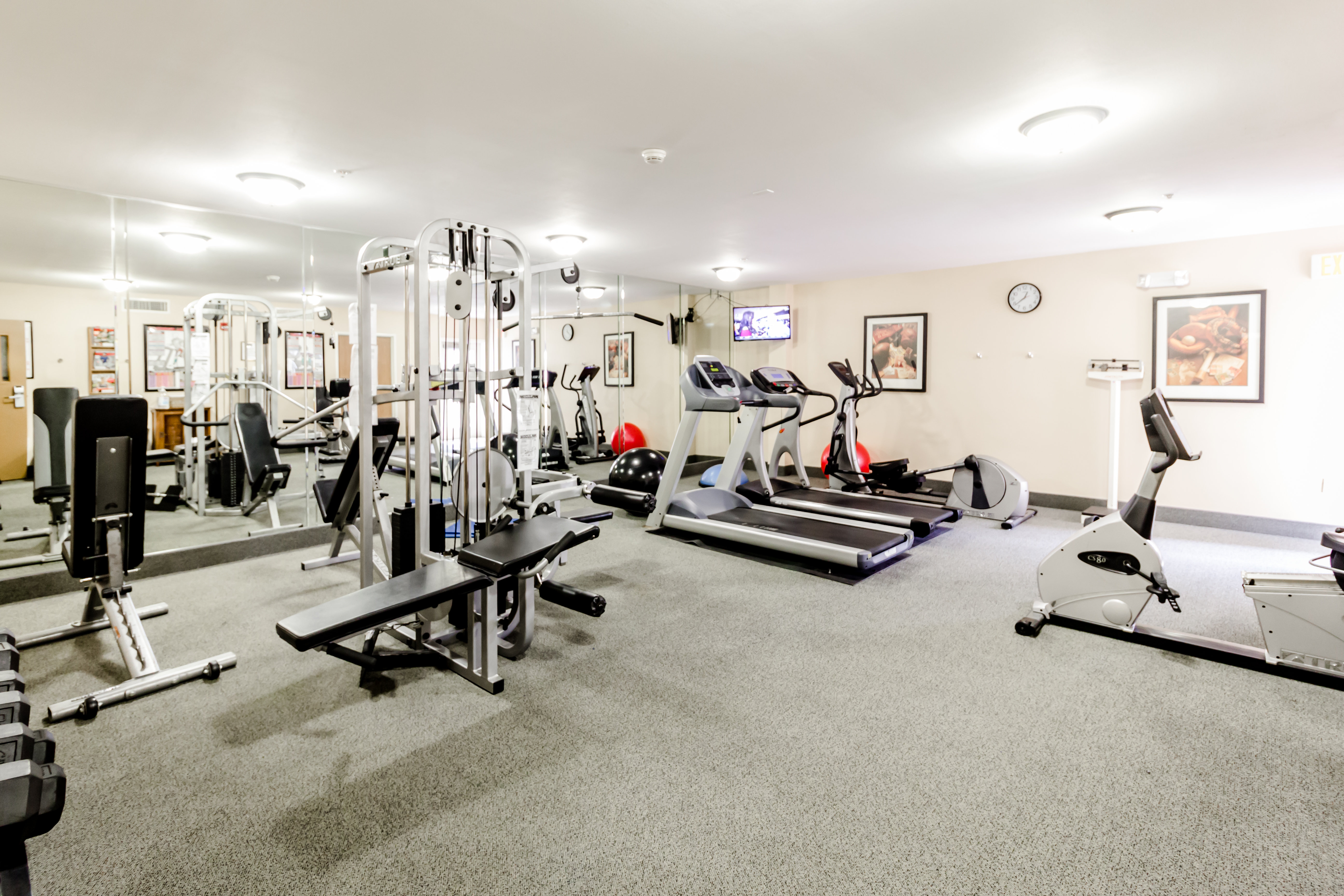 STAYBRIDGE SUITES AUSTIN AIRPORT 22/50