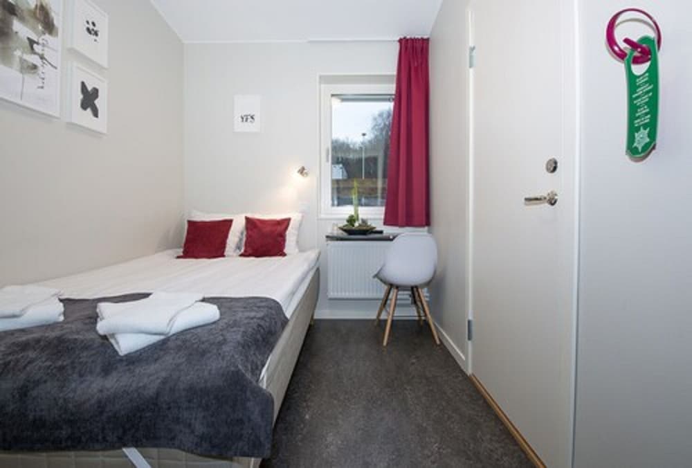 Hotell Eken 7/23