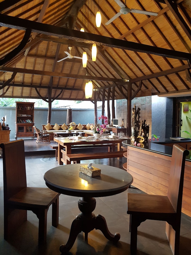 Gili Exotic Villas 37/43