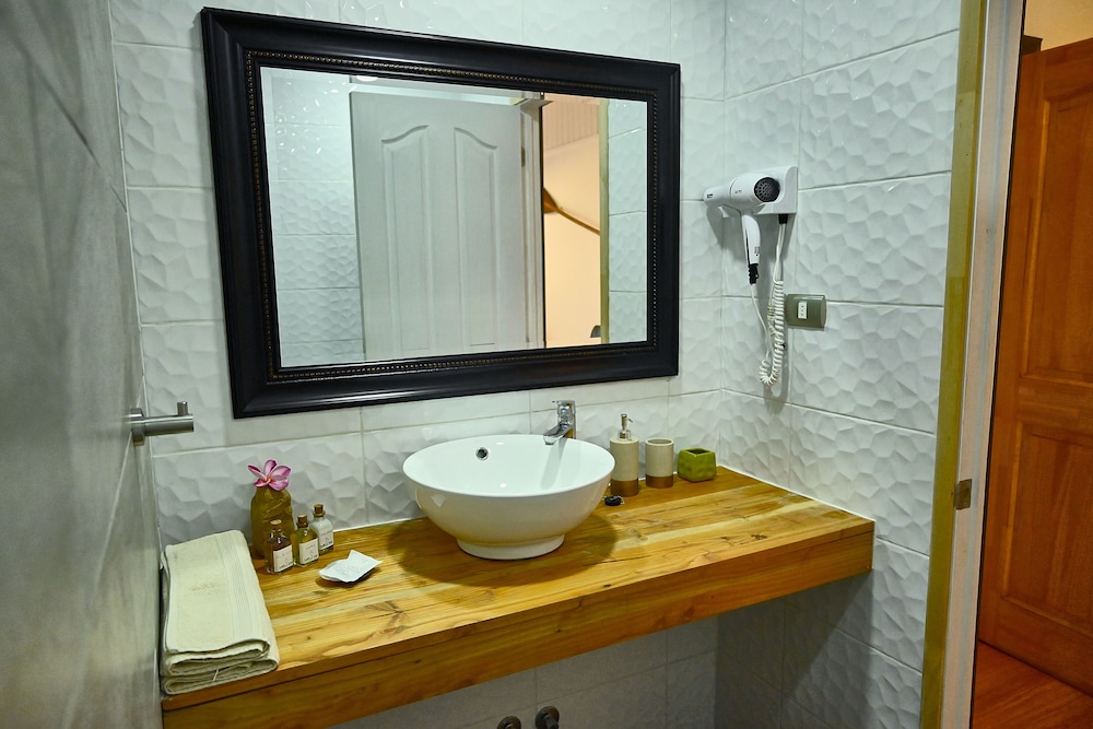 Hare Nua Hotel Boutique 32/71