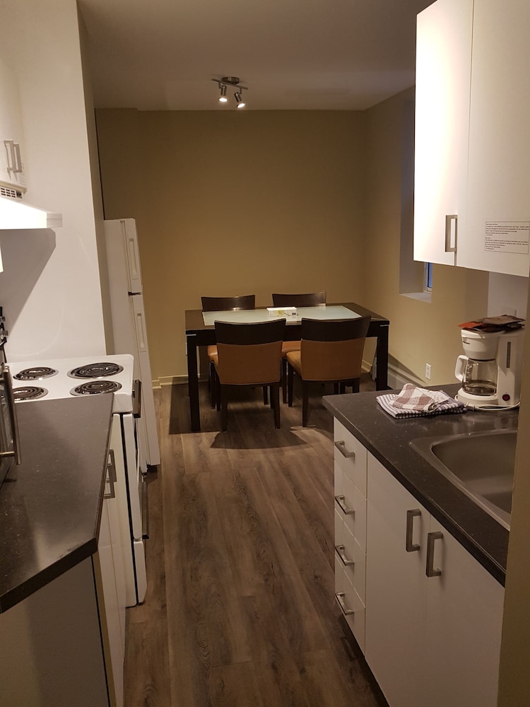 Hotel Le Roberval 34/46