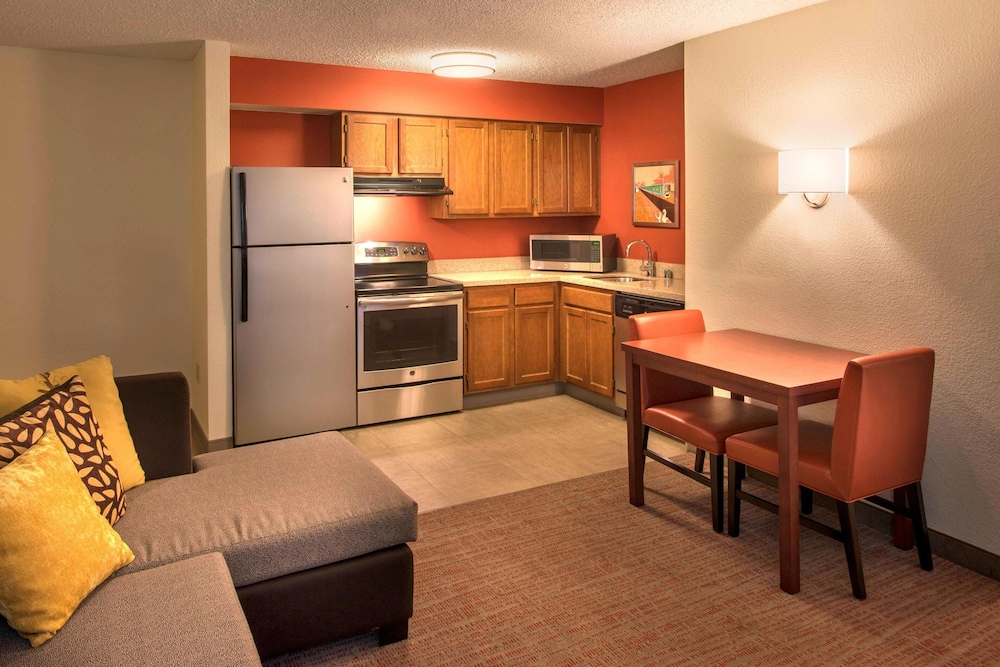 Residence Inn Denver Southwest Lakewood 25/33