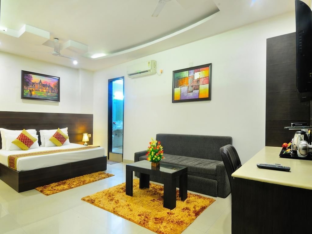 Hotel Sky Rich International 22/33
