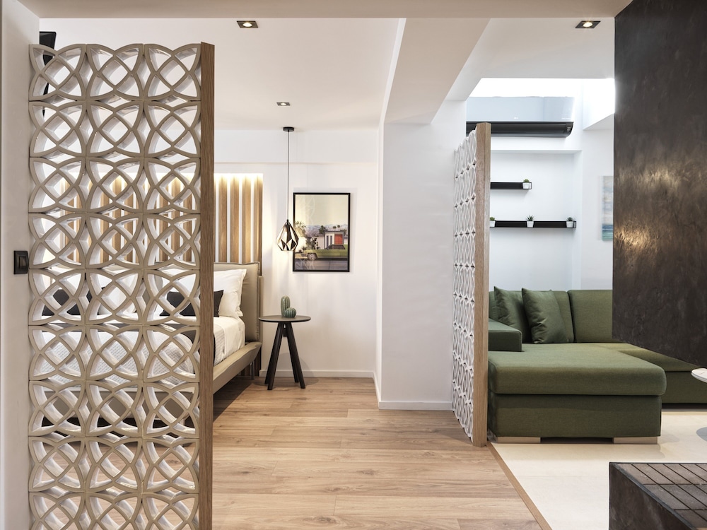Kolonaki 8 35/50