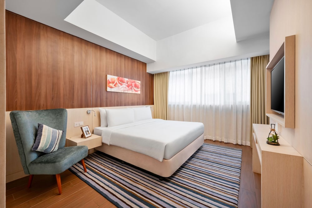 2 BEDROOMS, JUNIOR SUITE