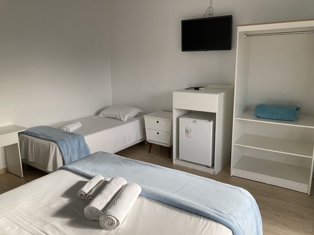 Hotel Balneario Itapocoroi 12/63