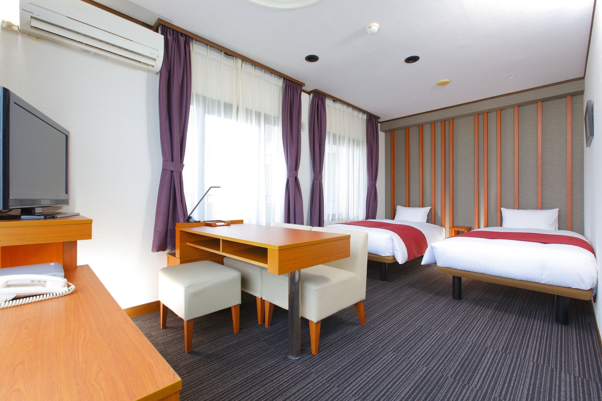 SKY, TREE, SUPERIOR, TWIN BEDS, WITH VIEW, NO CLEANING SERVICES