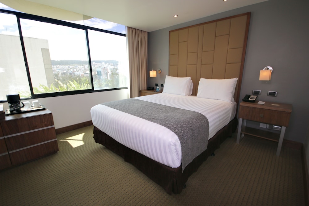 Wyndham Garden Quito 17/80