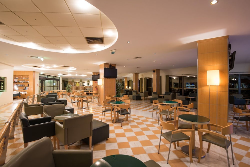 VILA GALE MARINA 38/50