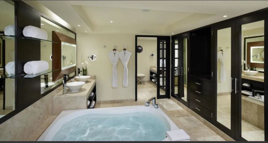 2 Bedrooms, Master, Suite