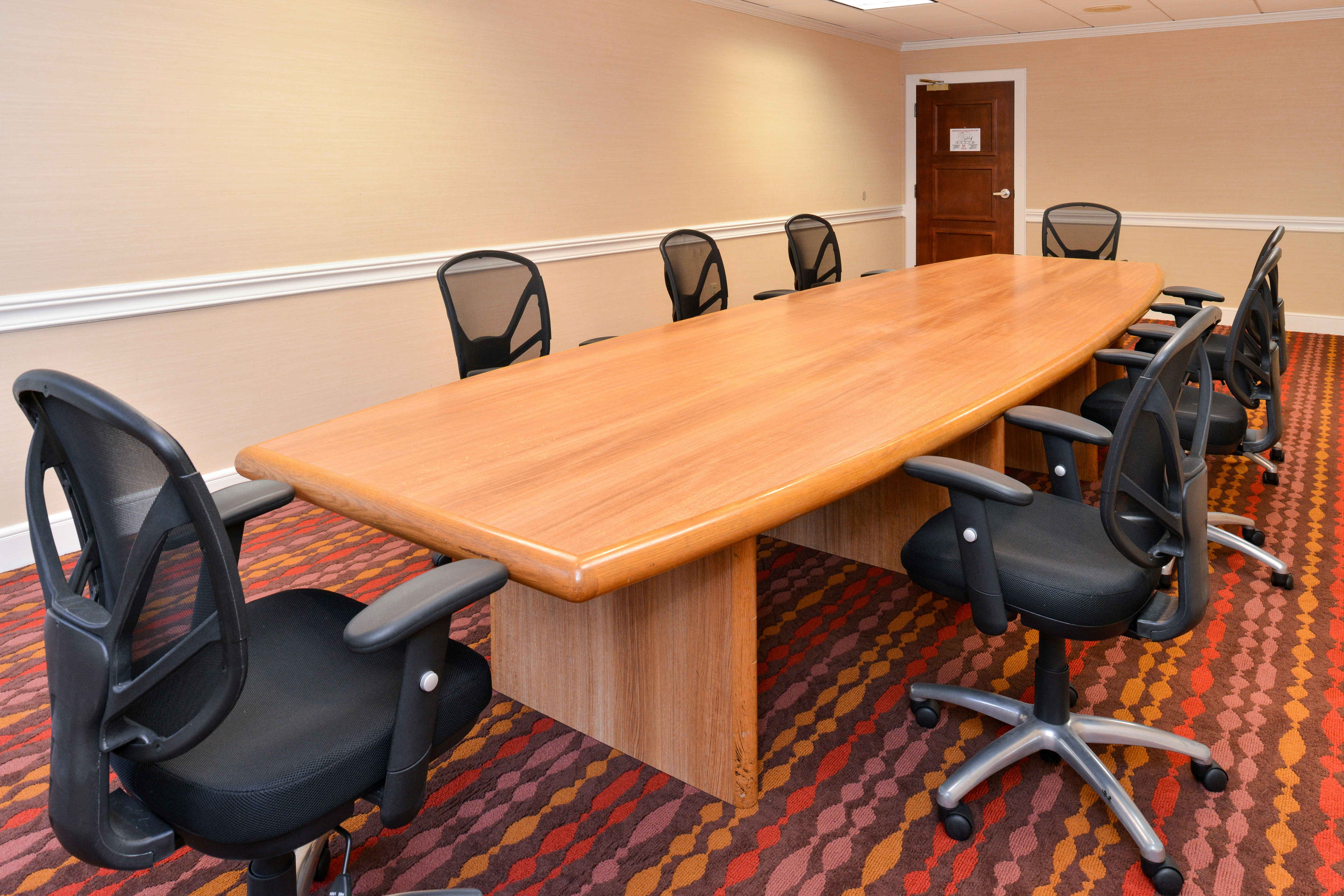 HOLIDAY INN NEW LONDON - MYSTIC AREA 46/59