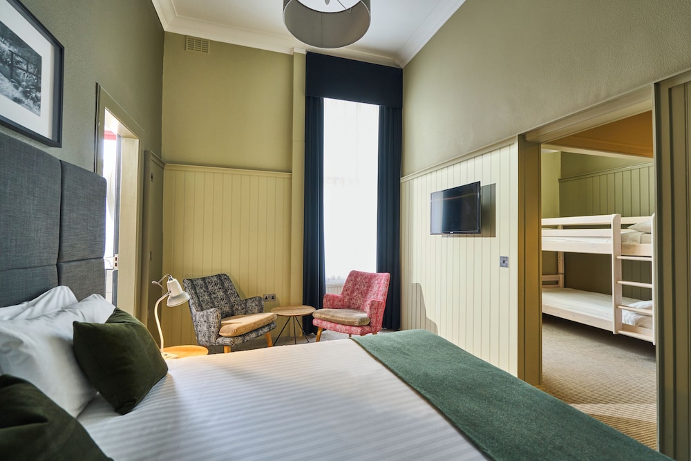 Peebles Hydro Hotel 29/74