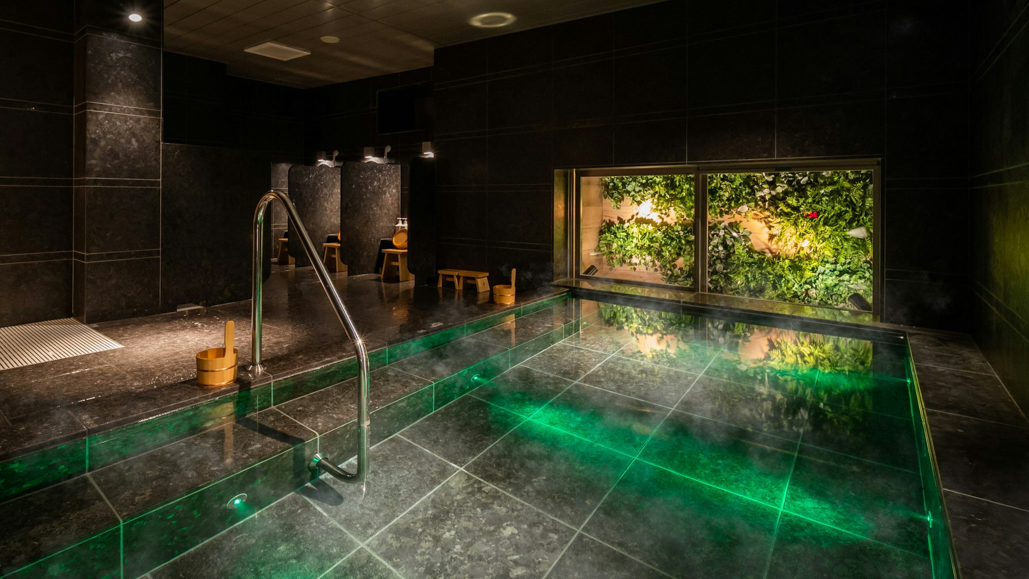 Superhotel Premier Ginza 37/41