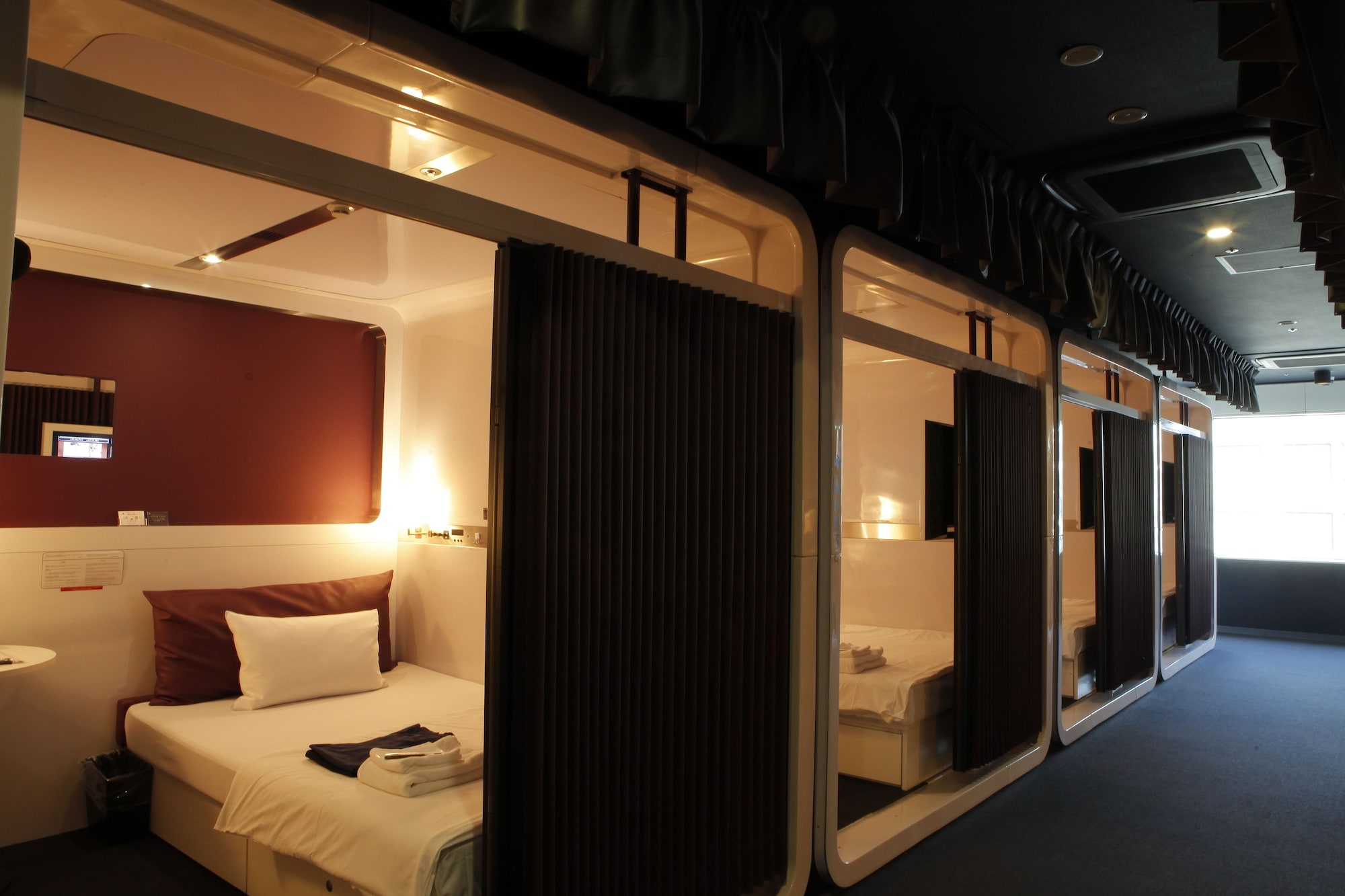 FEMALE ONLY, FIRST CLASS, CABIN