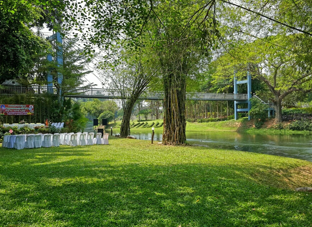 Suanphet Riverview Resort 51/71