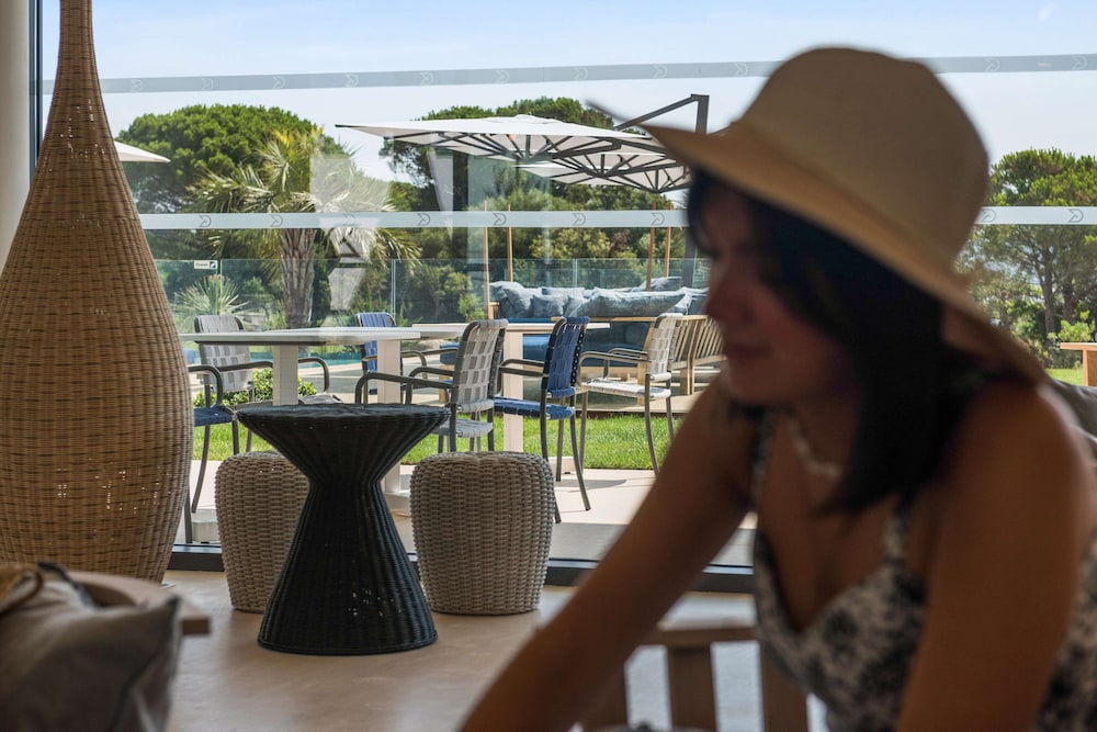 Golden Tulip Porto Vecchio 38/81
