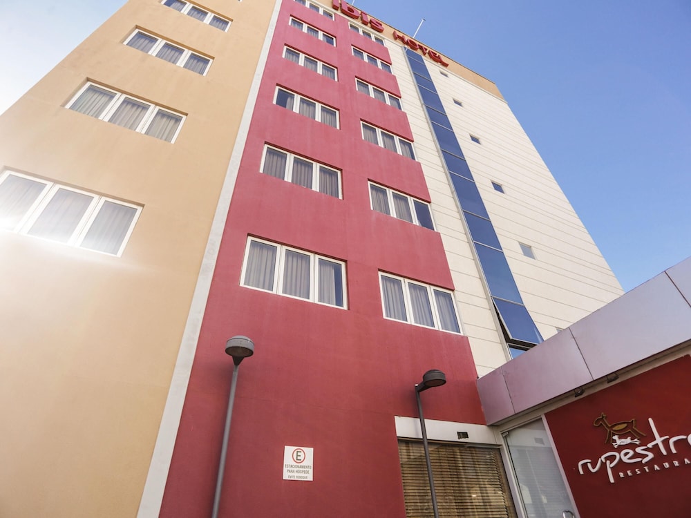 Ibis Teresina 1/44