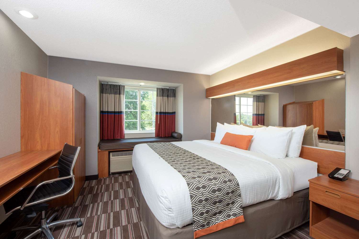 Microtel Inn Suites By Wyndham Springfield 9/36