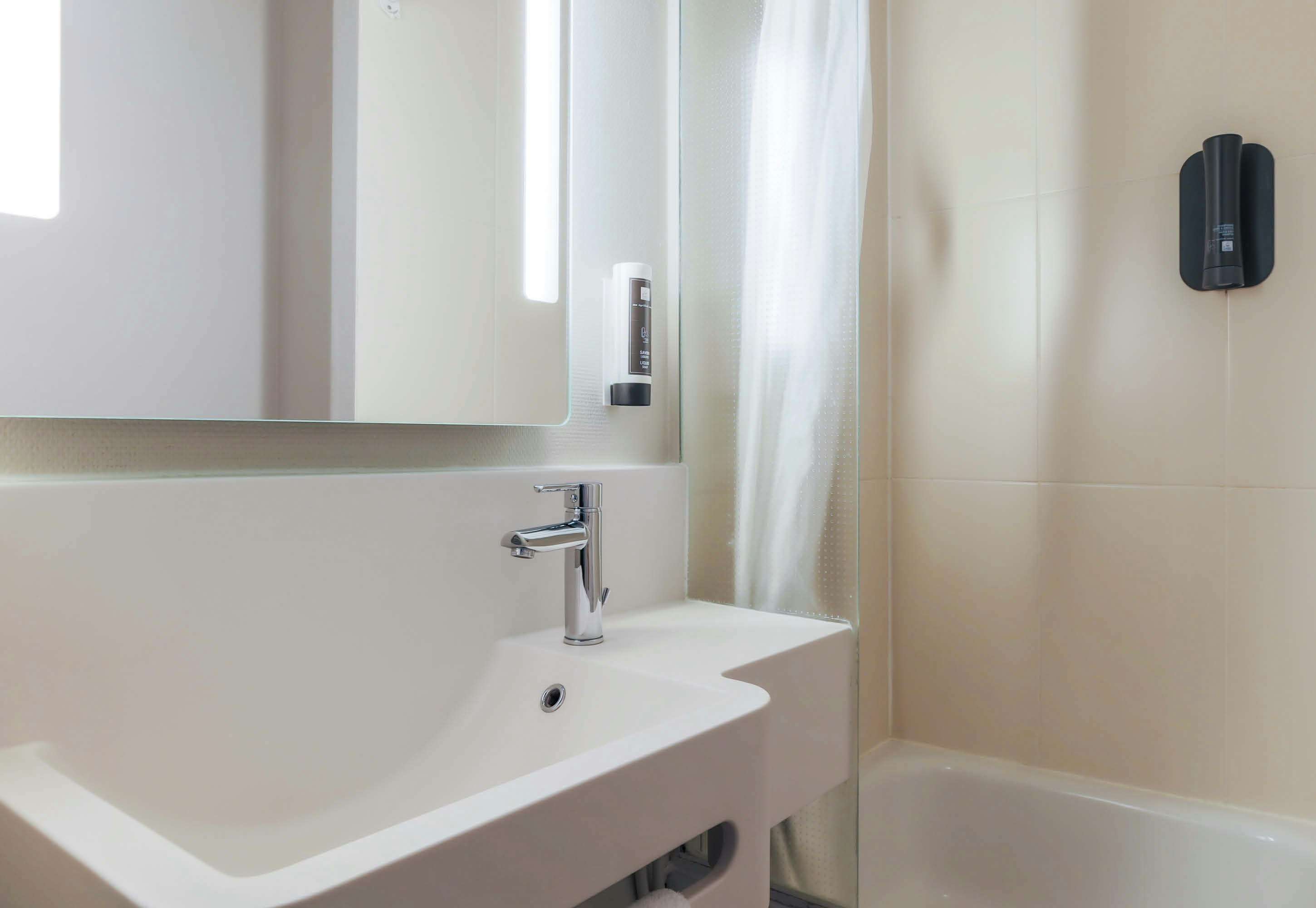 B&B HOTEL Freyming-Merlebach 20/20