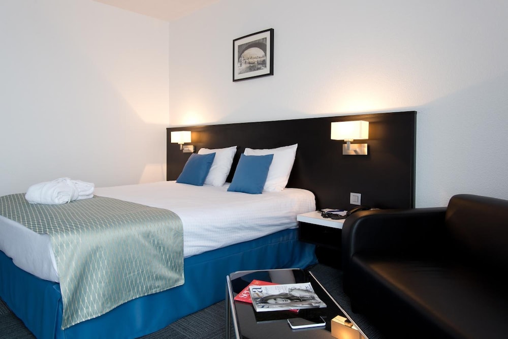 Globales Post Hotel Wellness 25/72