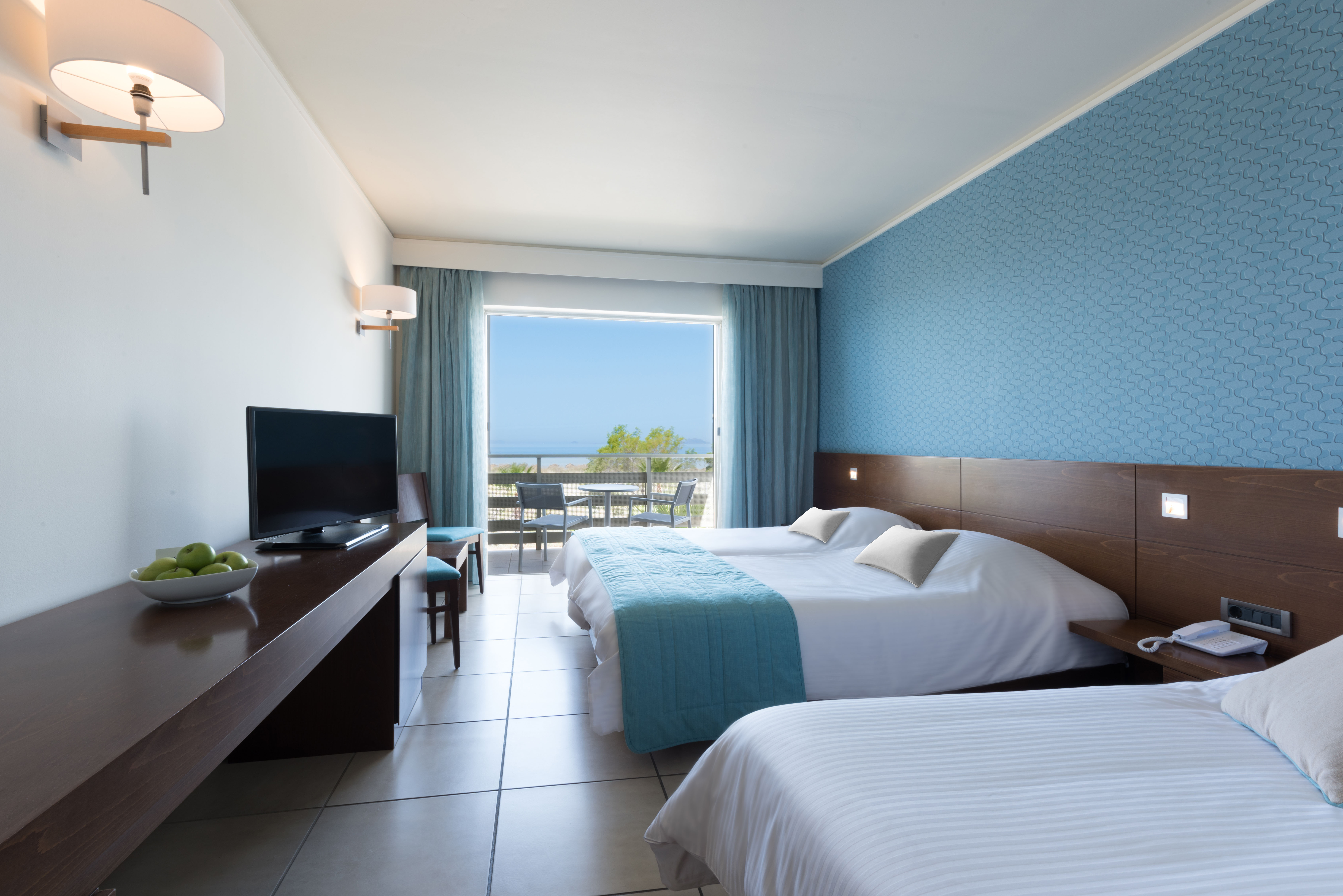 Room, Triple, Partial Sea View