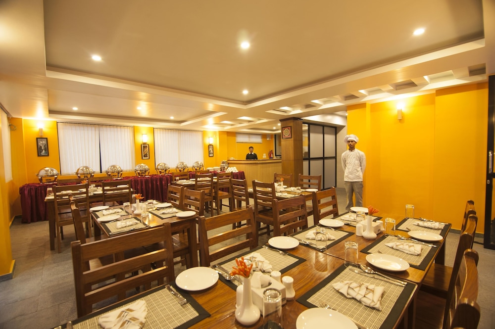 Hotel Utsab Himalaya 23/27