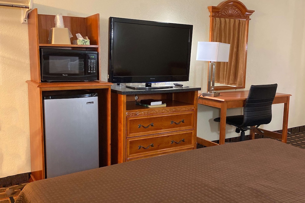Knights Inn Punta Gorda 35/38