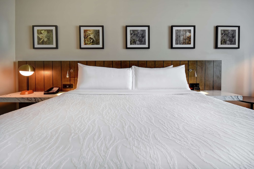 Hilton Garden Inn Jackson Tn 26/83