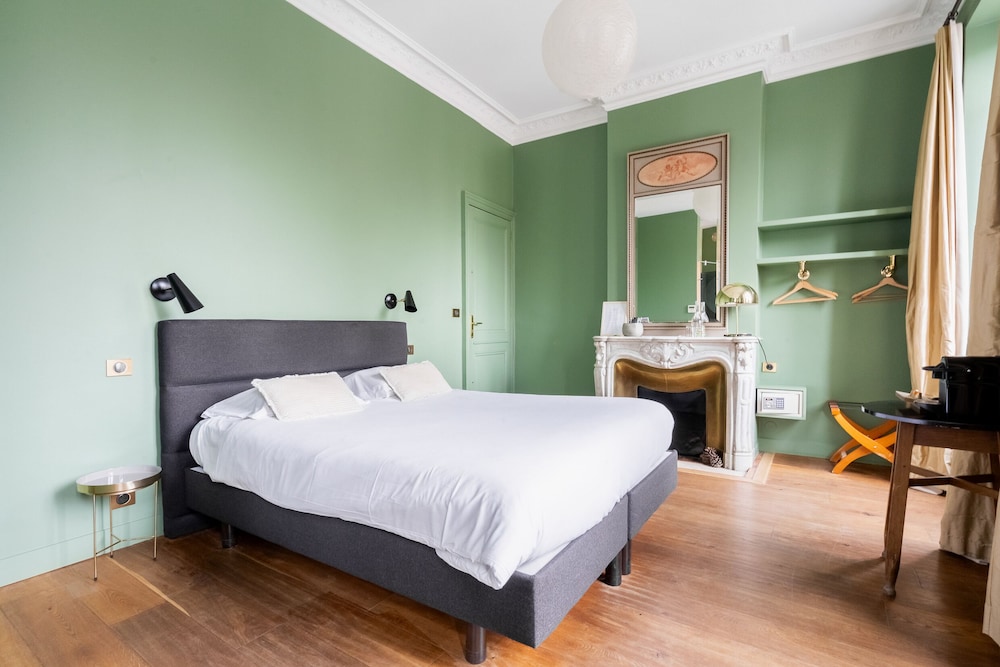Garden, Deluxe, King Bed, Balcony