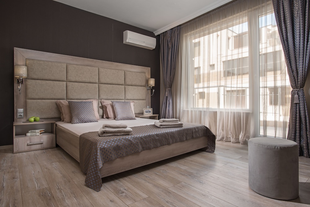 1 Bedroom, Apartment, Single Bed, Park View