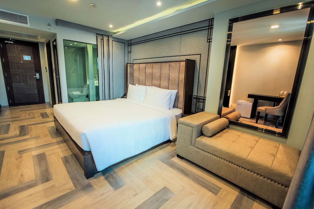 First Pride Hotel Bangkok 27/56