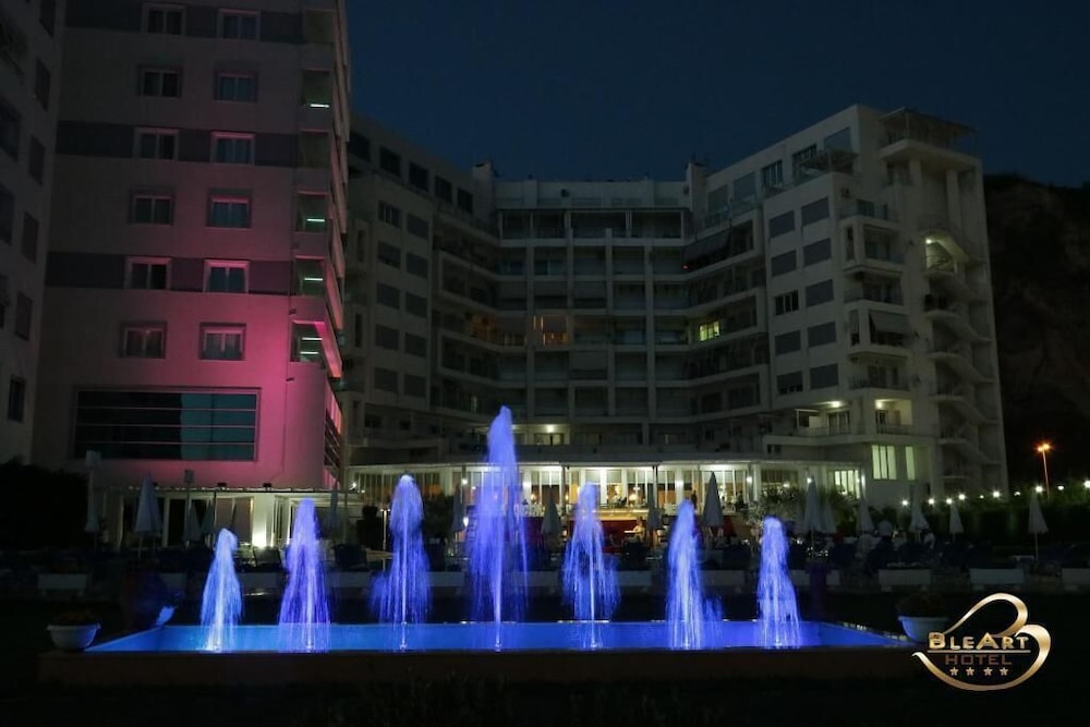 Bleart Hotel 8/92