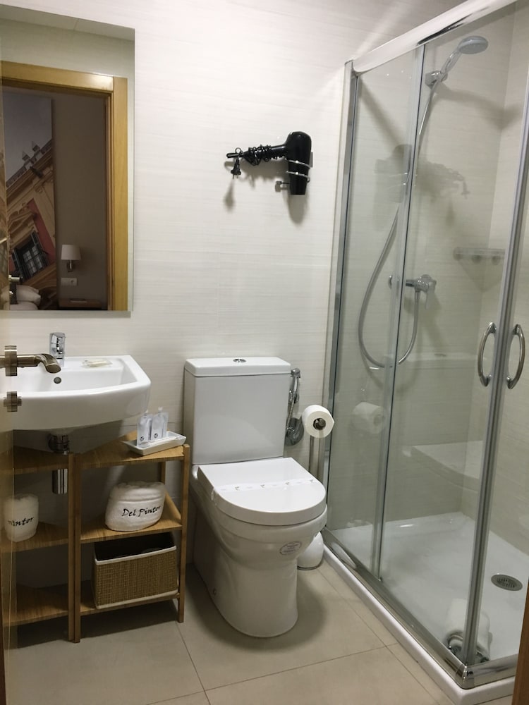 Suites Del Pintor Apartments 8/57